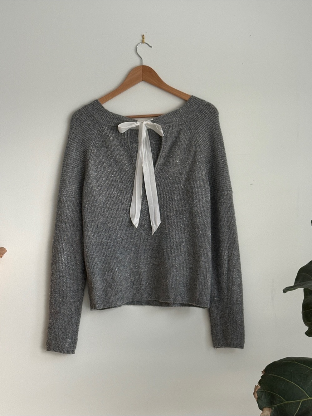 Abercrombie & Fitch Gray Off-the-Shoulder Sweater with White Back Tie